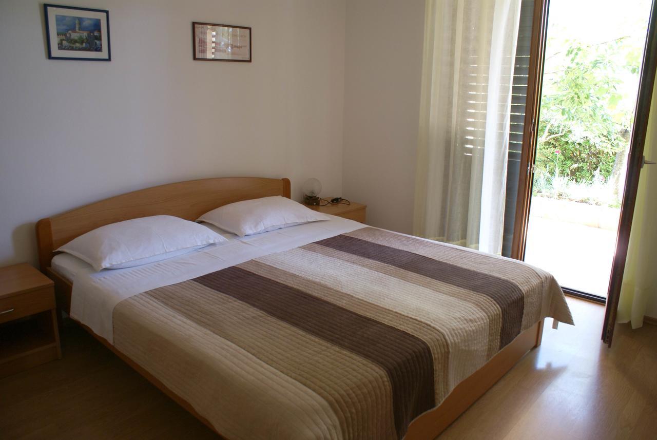 Apartment Ana M 크르크 외부 사진