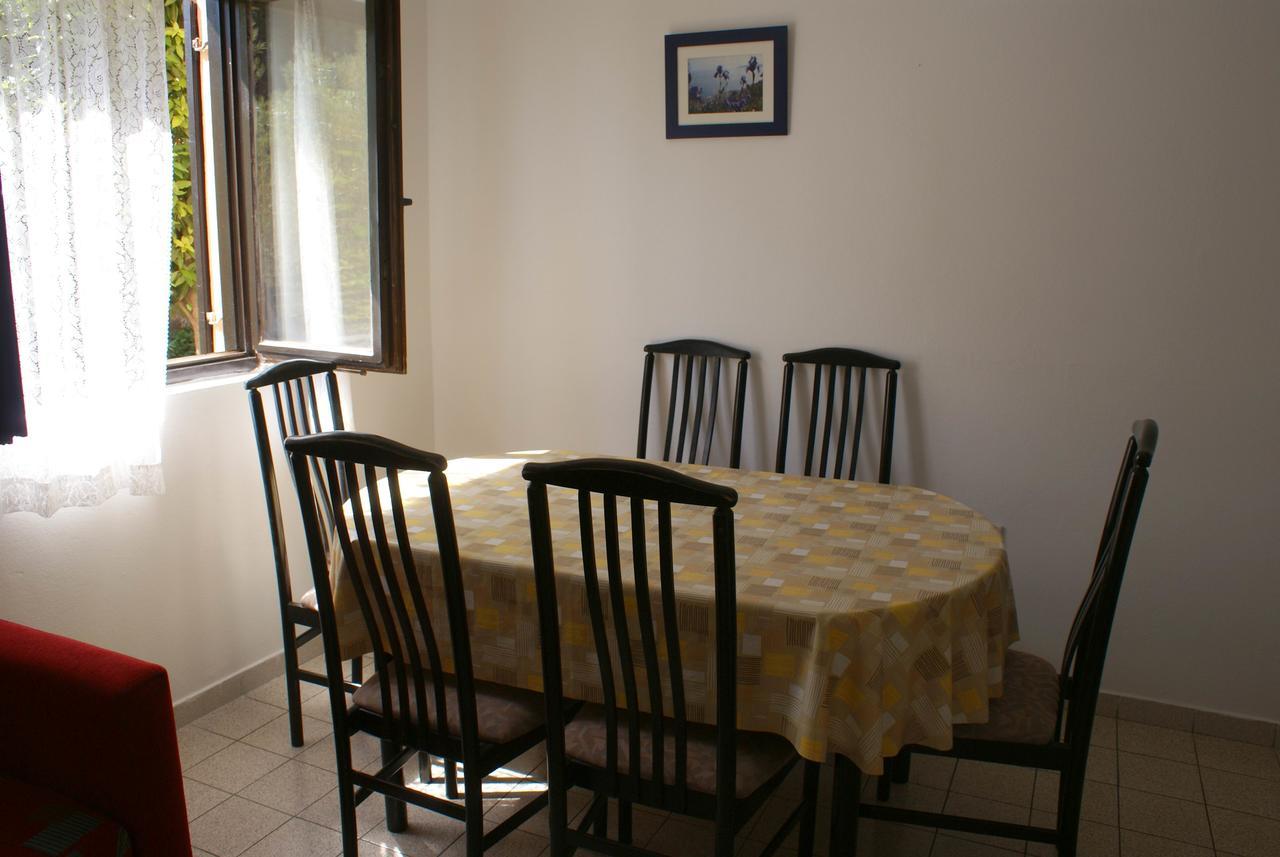 Apartment Ana M 크르크 외부 사진
